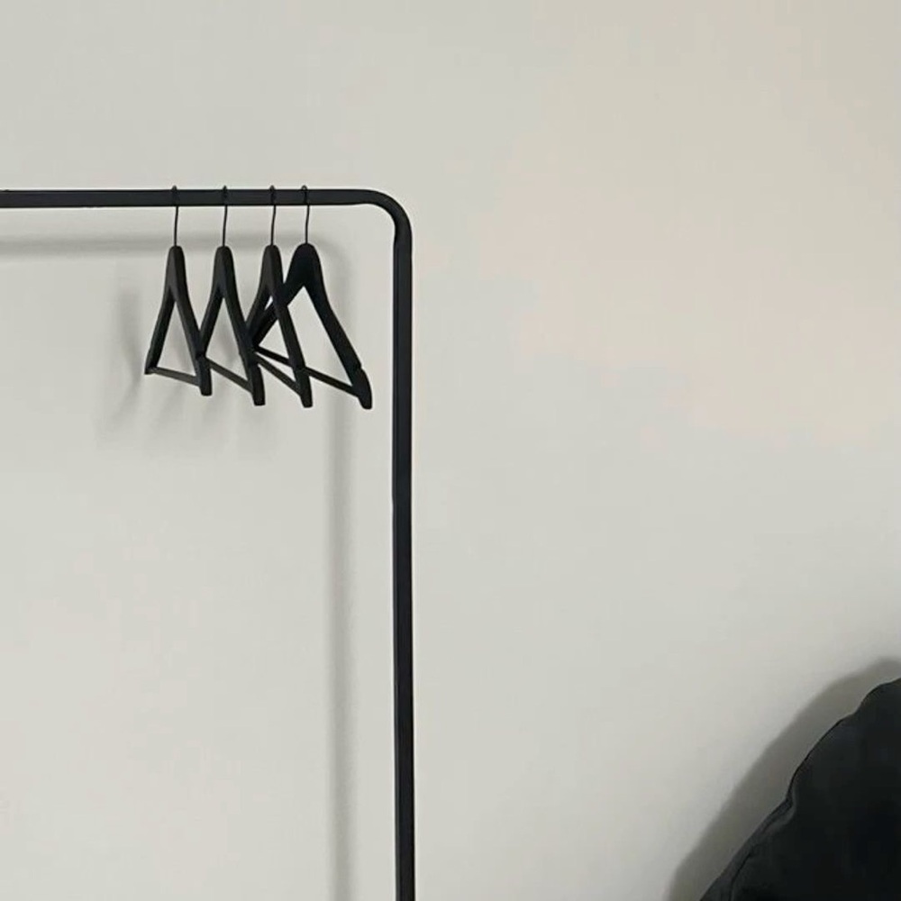 Unlisted Item / POSHSHOW